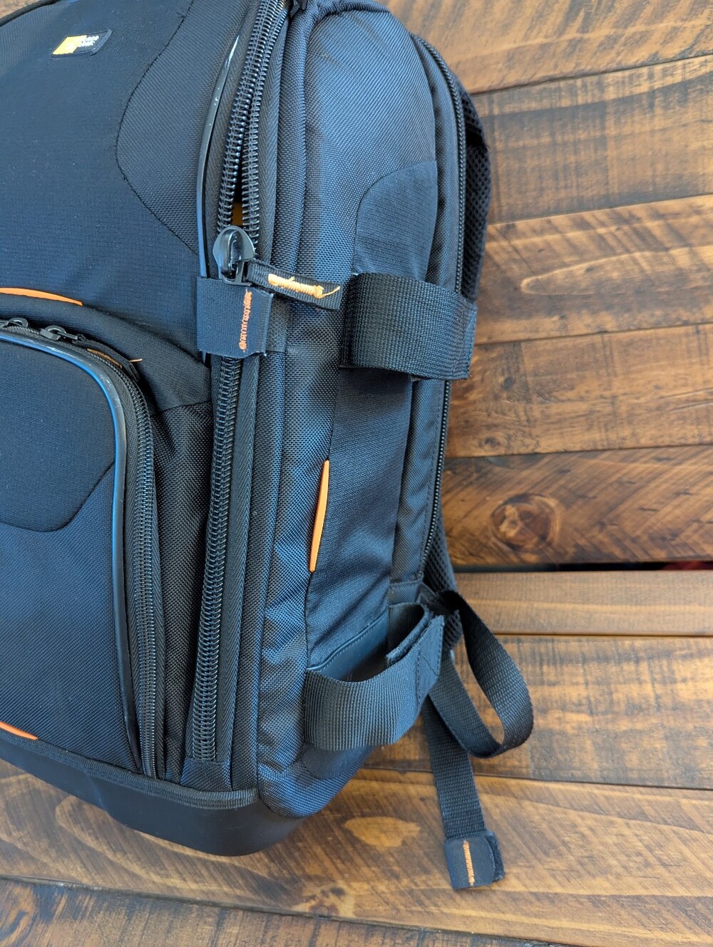 Case Logic SLRC-206 SLR Camera and 15.4-Inch Laptop Backpack -Black - Picture 16 of 16